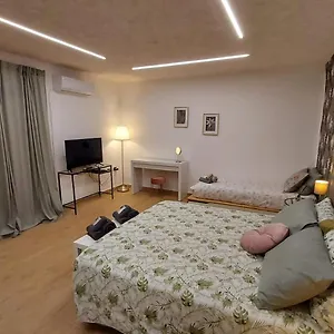 Сasa de vacaciones Dn House, Catania