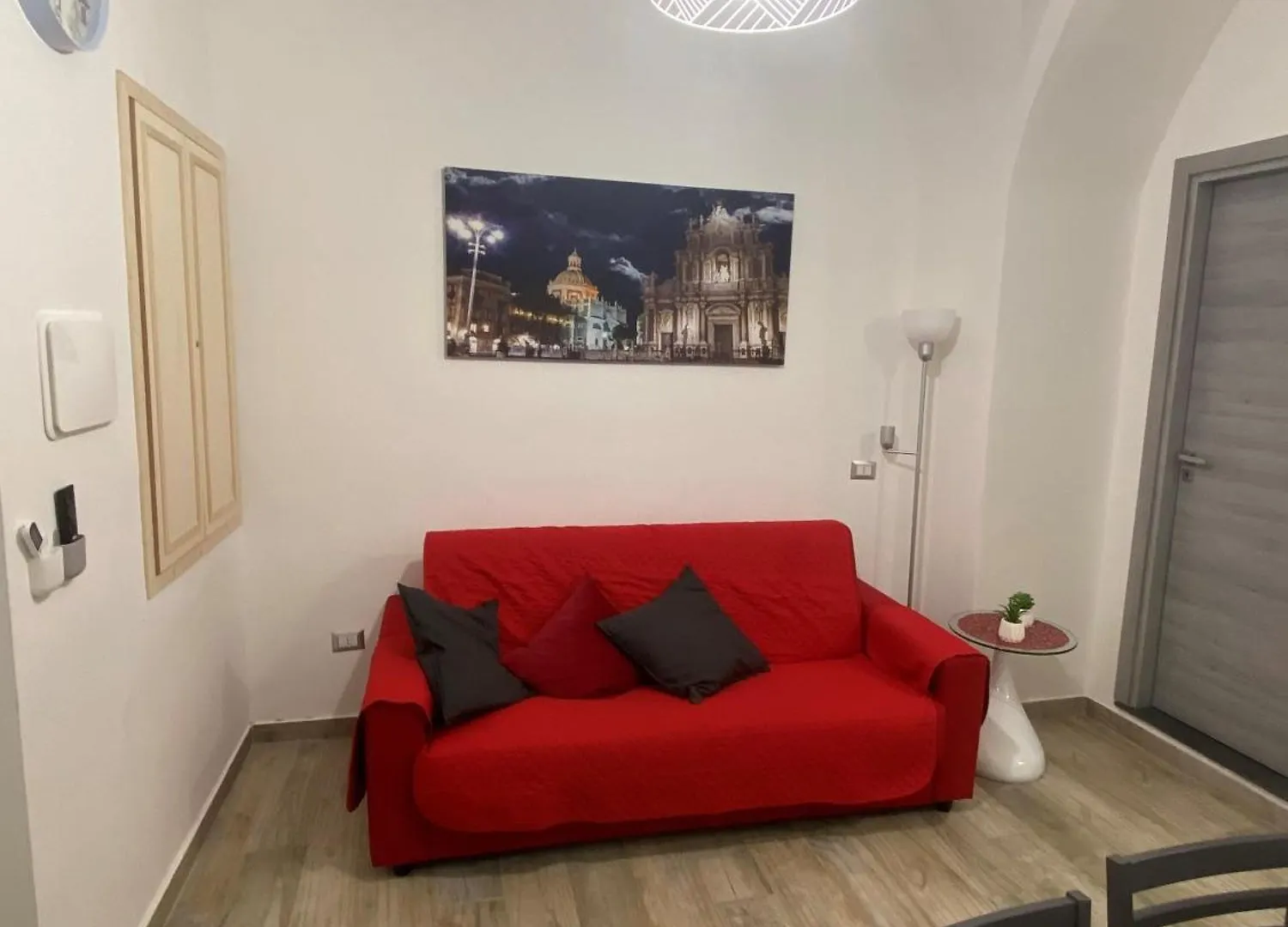 Maison Garibaldi Aeroporto di Catania Fontana Rossa Appartamento